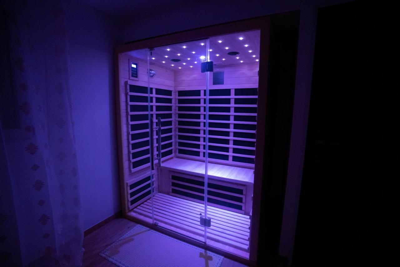 Sinalospa - Culiacan - Appartement Jardin Jacuzzi Sauna A 5 Minutes De Nancy Place Stanislas Champigneulles Exterior foto