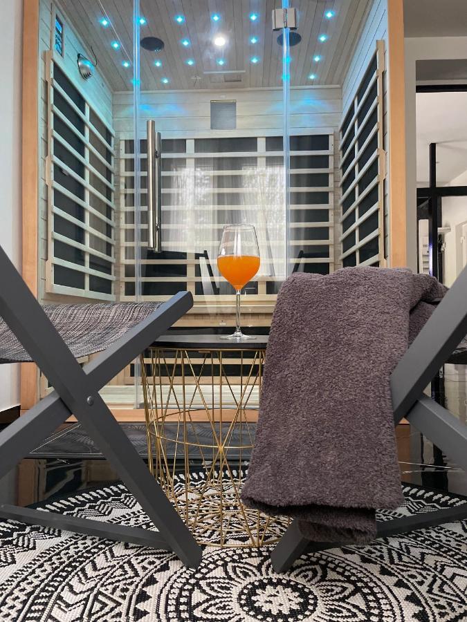 Sinalospa - Culiacan - Appartement Jardin Jacuzzi Sauna A 5 Minutes De Nancy Place Stanislas Champigneulles Exterior foto